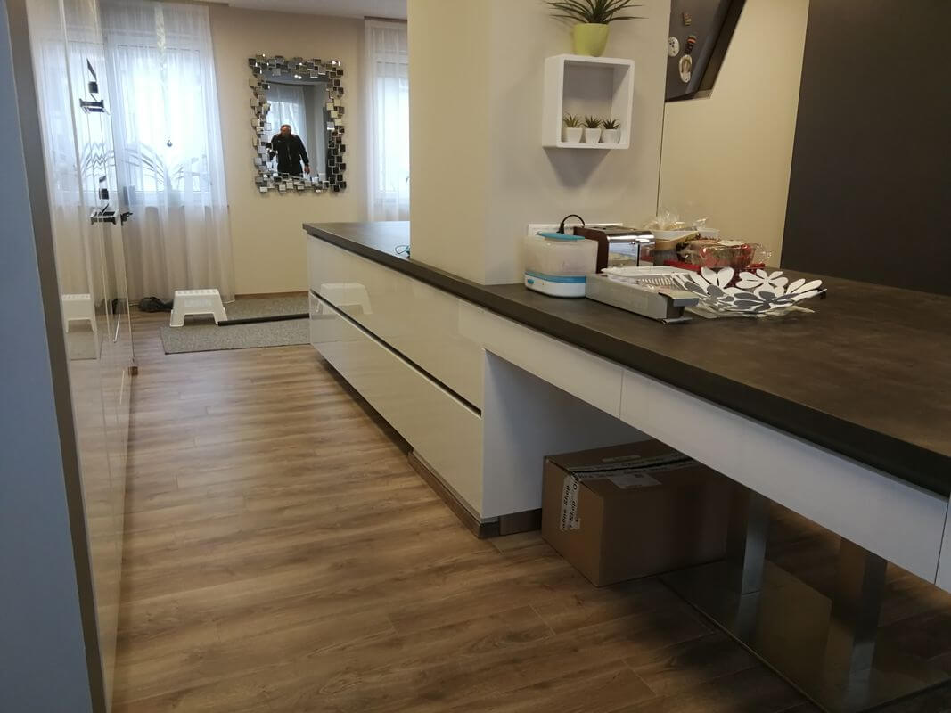 Modern konyhabutor fenyes akril – Modern konyhabútor munkáink | Perfekt Bútor