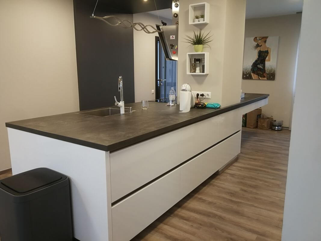 Modern konyhabutor fenyes akril – Modern konyhabútor munkáink | Perfekt Bútor
